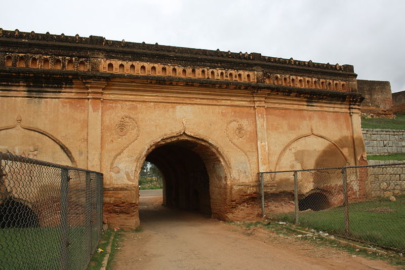 Fort_Devanahalli